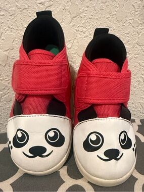 Ikiki Princess Sakura Squeaky Shoes Size 9Toddler